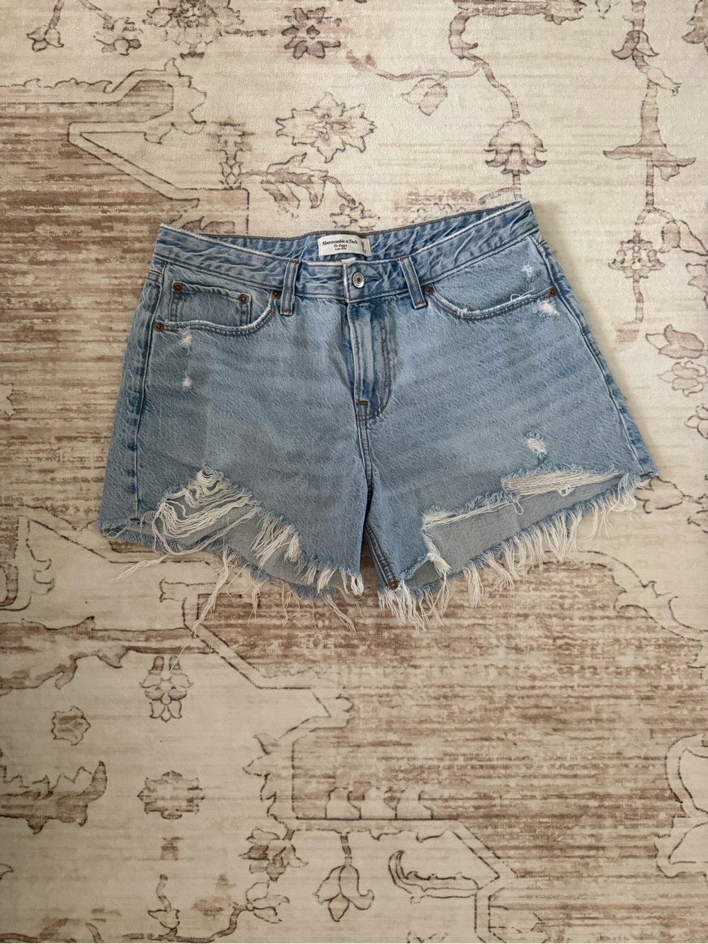 Abercrombie & Fitch The Baggy Low Rise Shorts Size 29